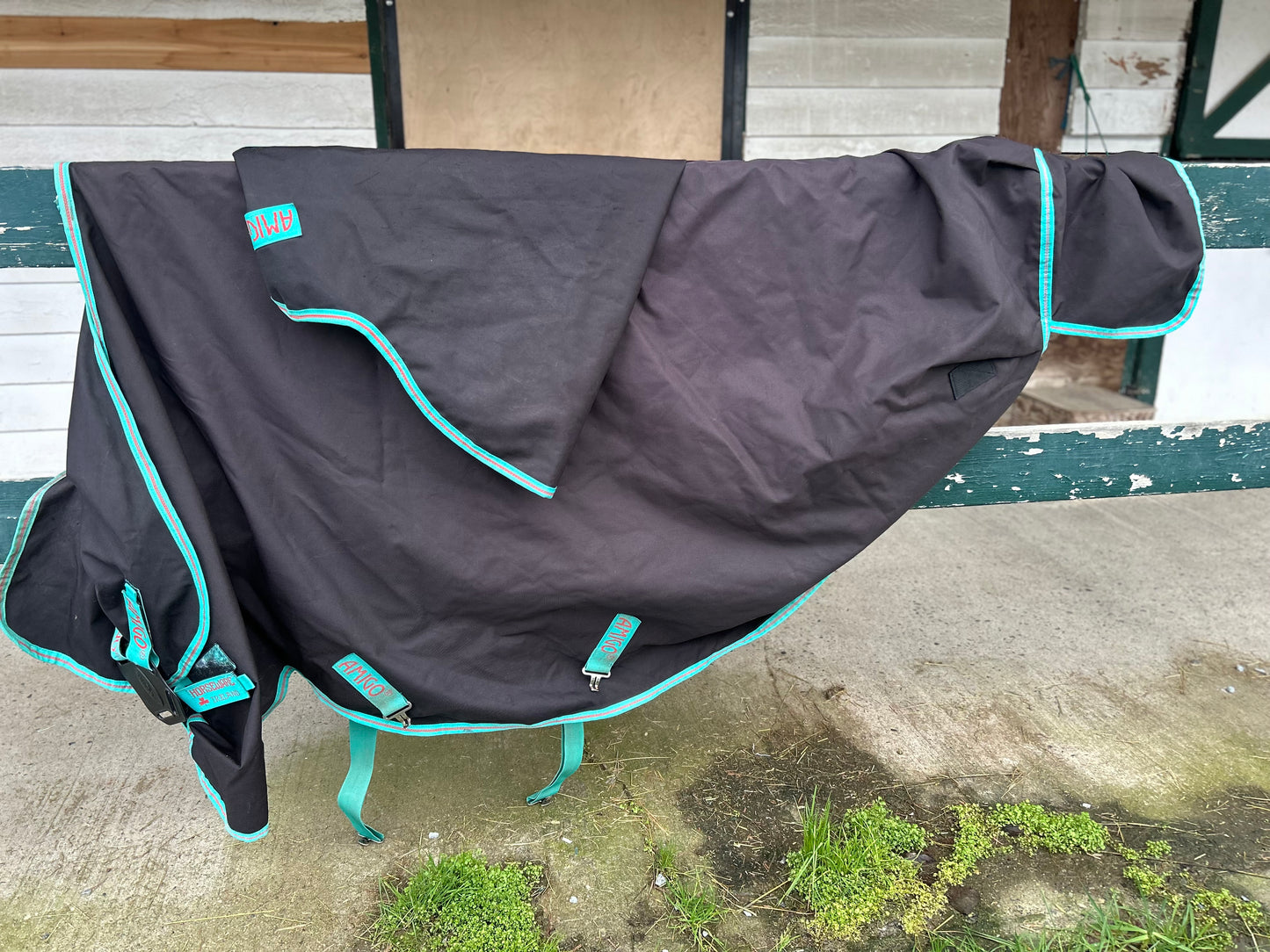 81” amigo hero 100g with neck. Excellent condition