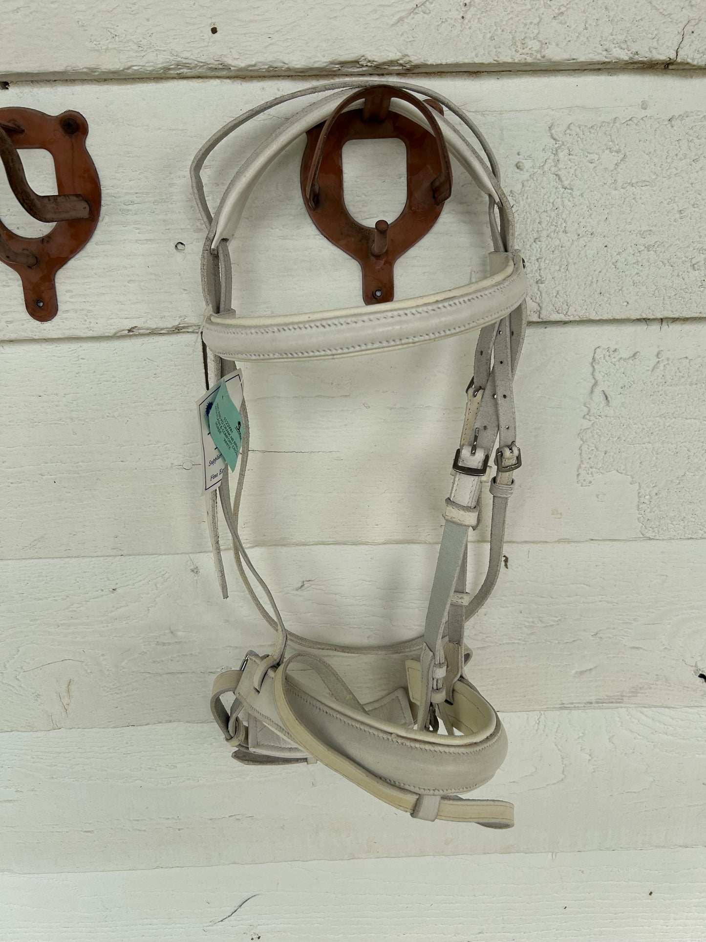 White bridle. Brand new Warmblood. Ask us about other sizes if you are looking.