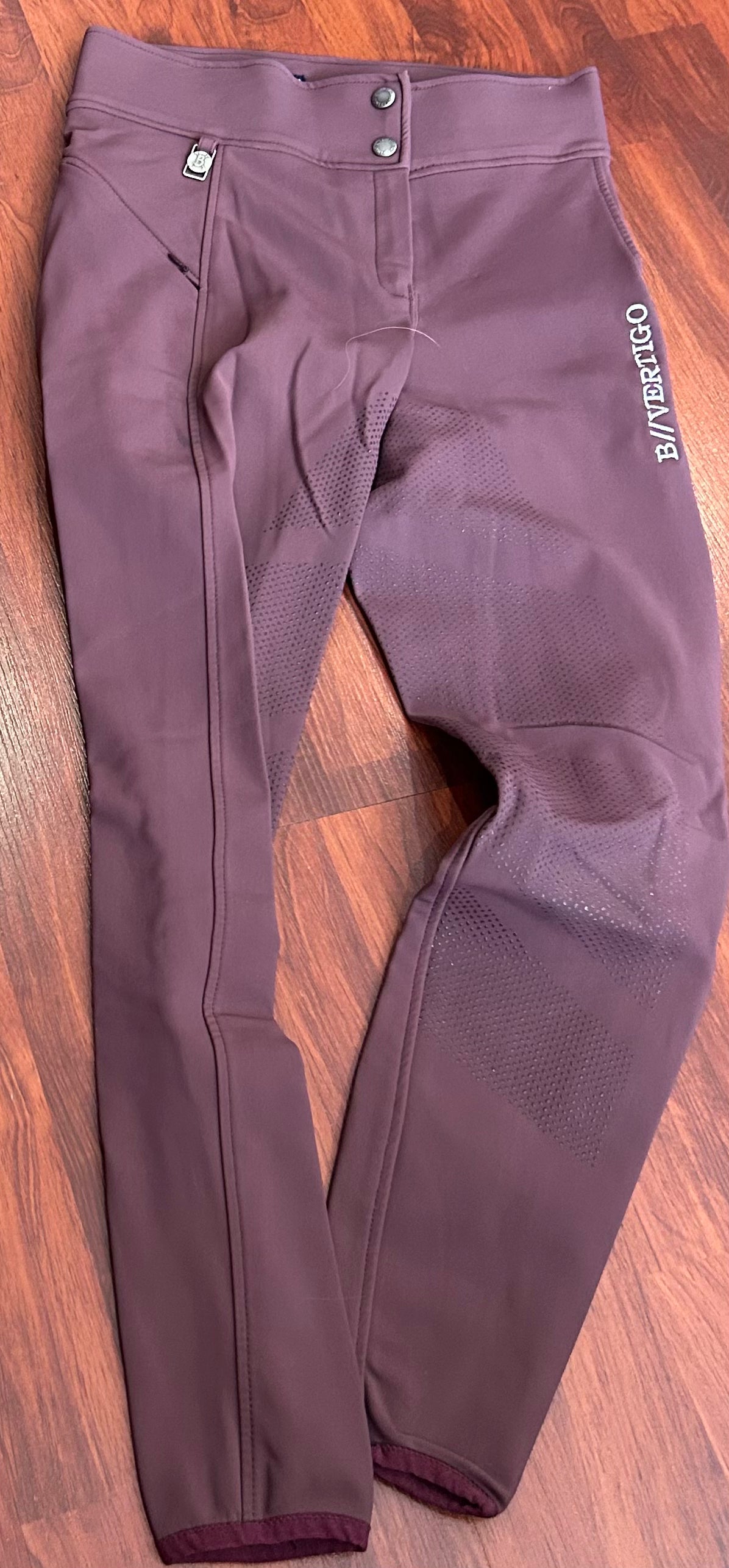 BVertigo size 24 mauve full seat fleece lined breeches