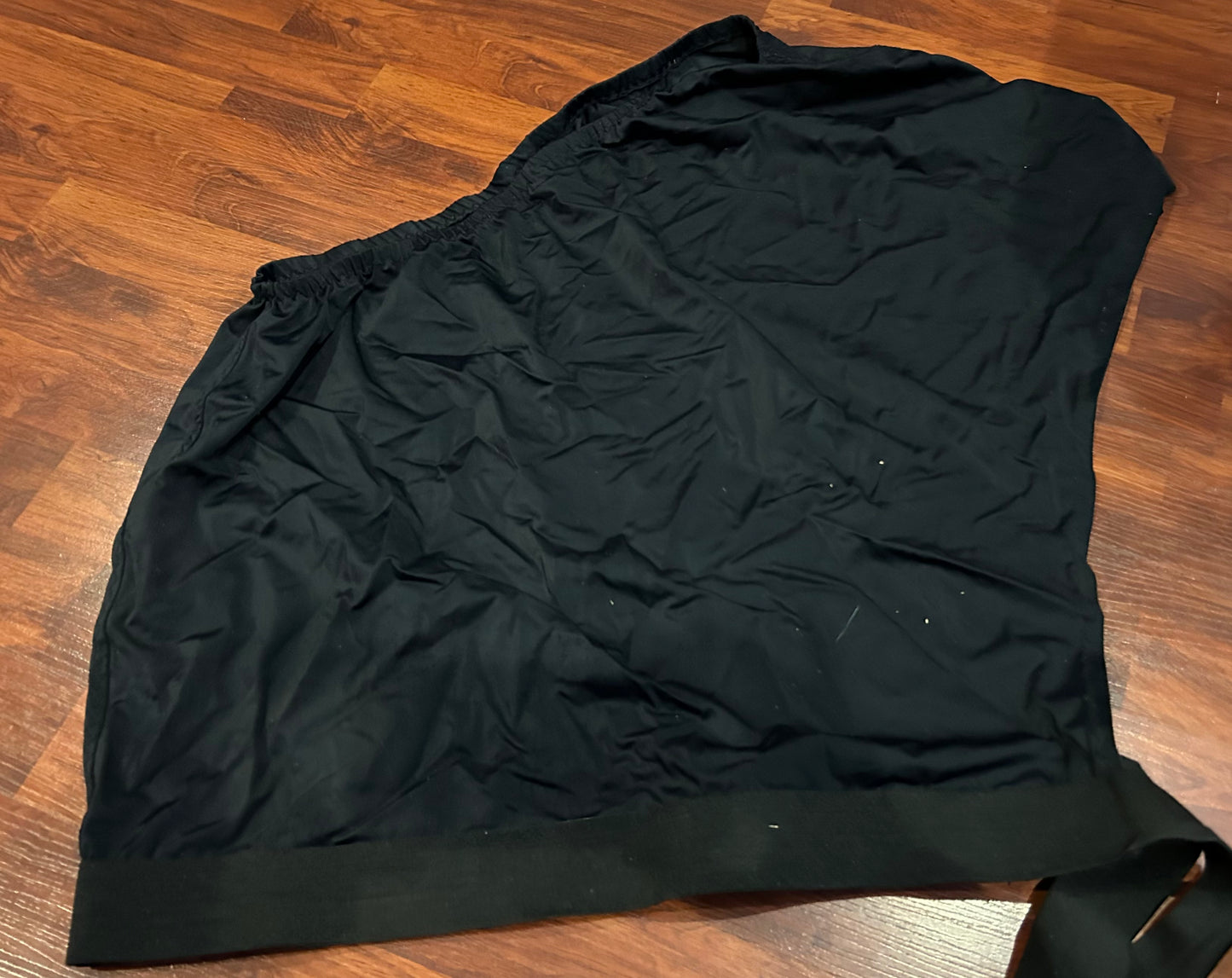Shedrow XL blanket bib