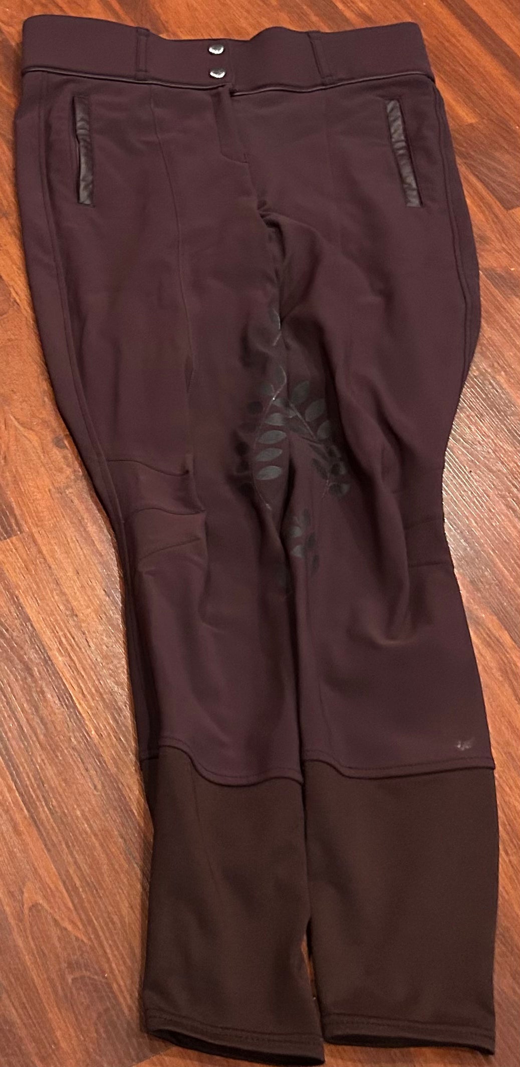 PS of Sweden size 38 (NA 26) purple full seat breeches. Minor discolouration crotch area.