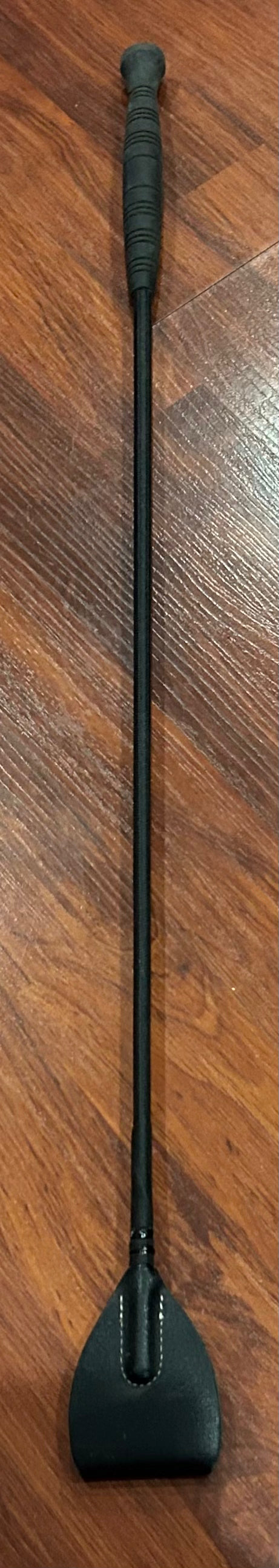 29” black whip