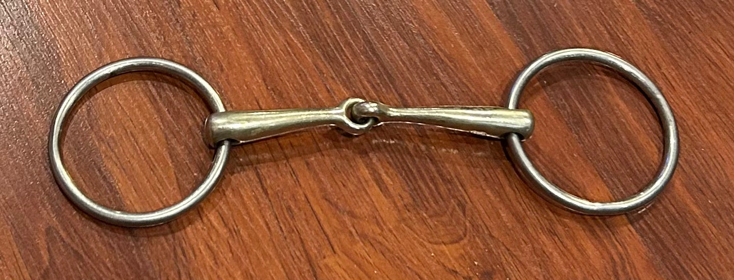 5.25” Herm Sprenger single joint snaffle. Some chew marks.