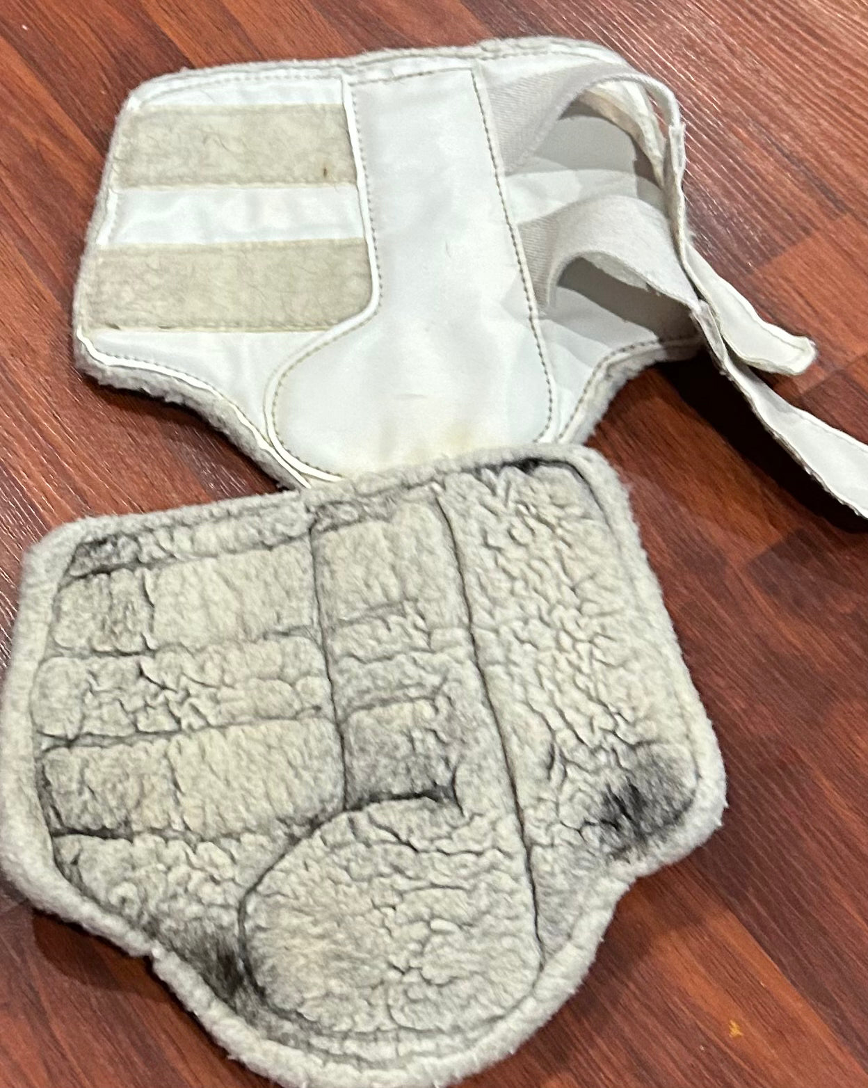 Valena white medium fleece boots