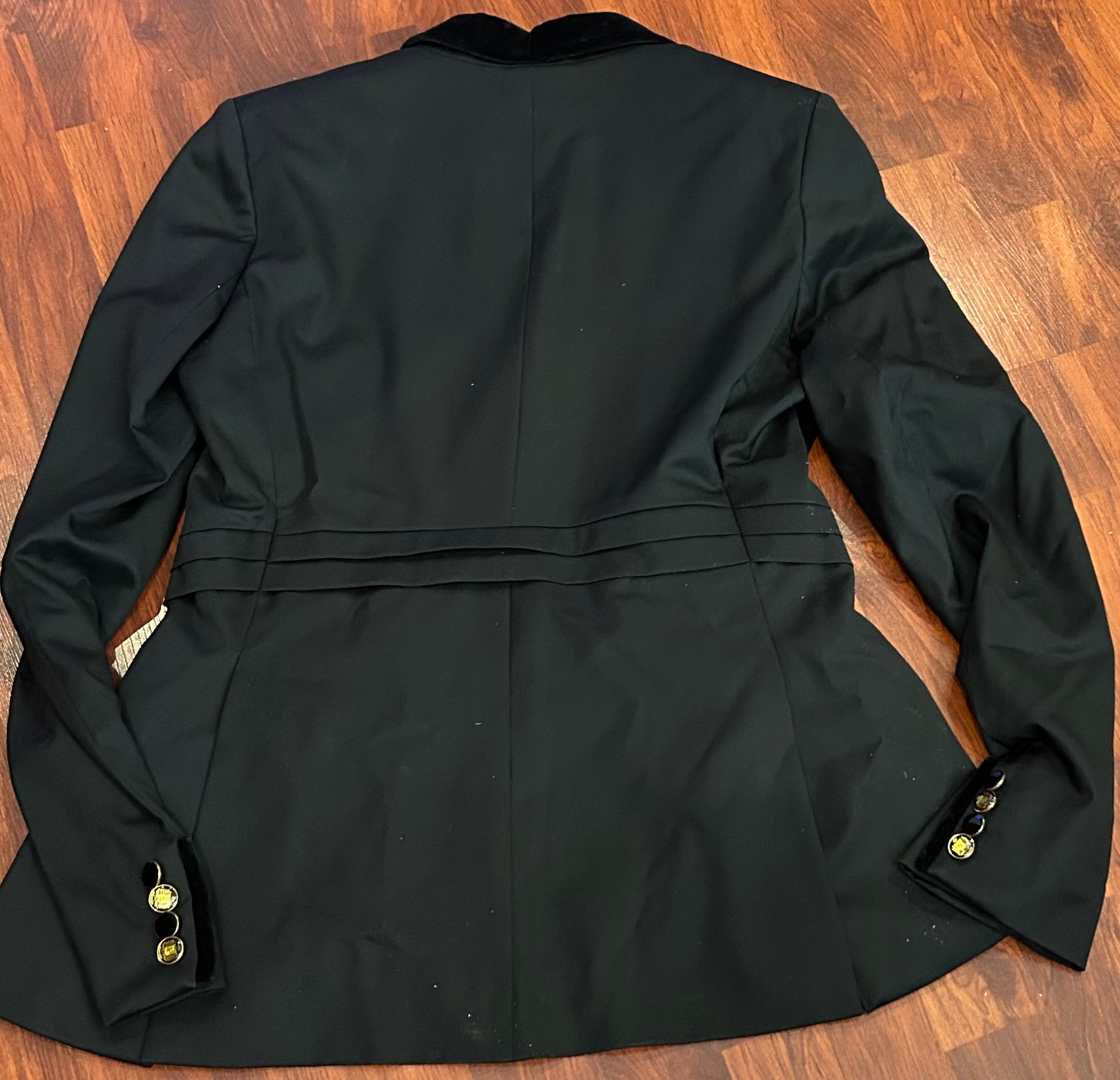 Kingsland size 40 black show jacket