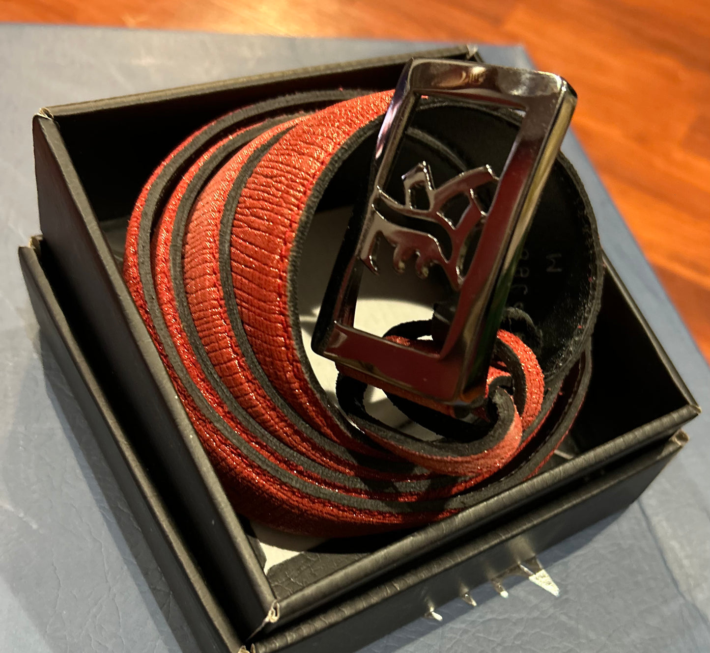 Kingsley belt red frame. New.