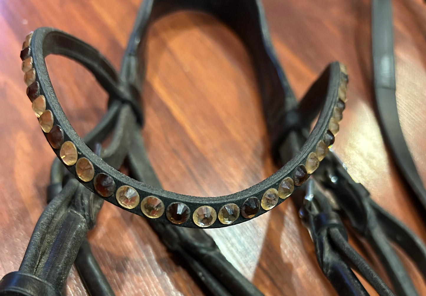 BR brown crank rolled snaffle bridle. Need cleaned