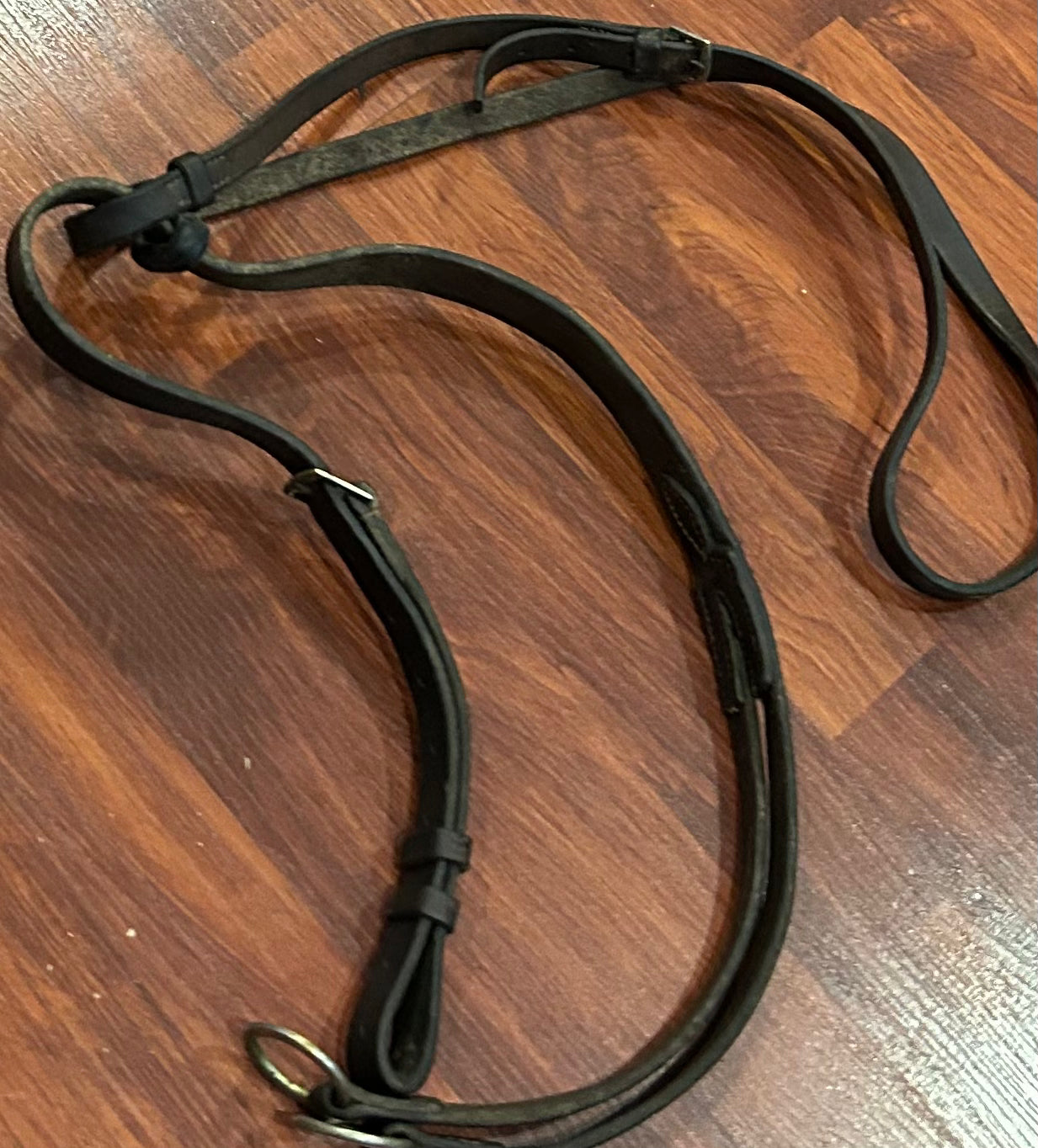 Running martingale. Cob size. Needs oiled