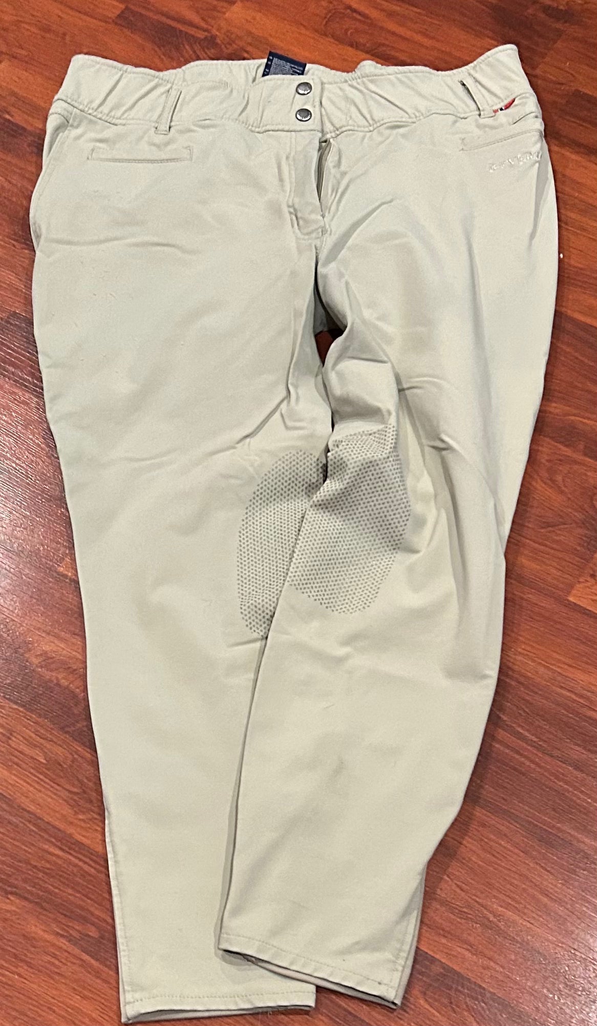 BVertigo size 38 tan silicone knee patch breeches
