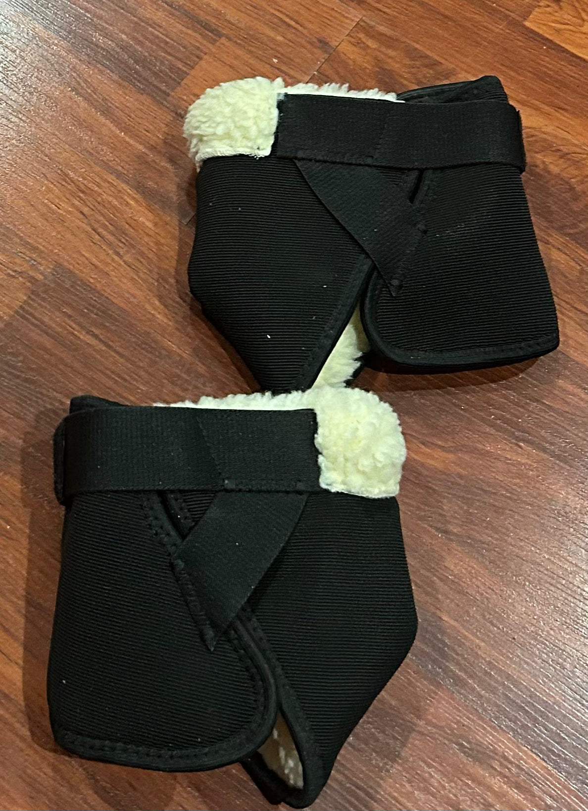 Hock shields s/m. Like new