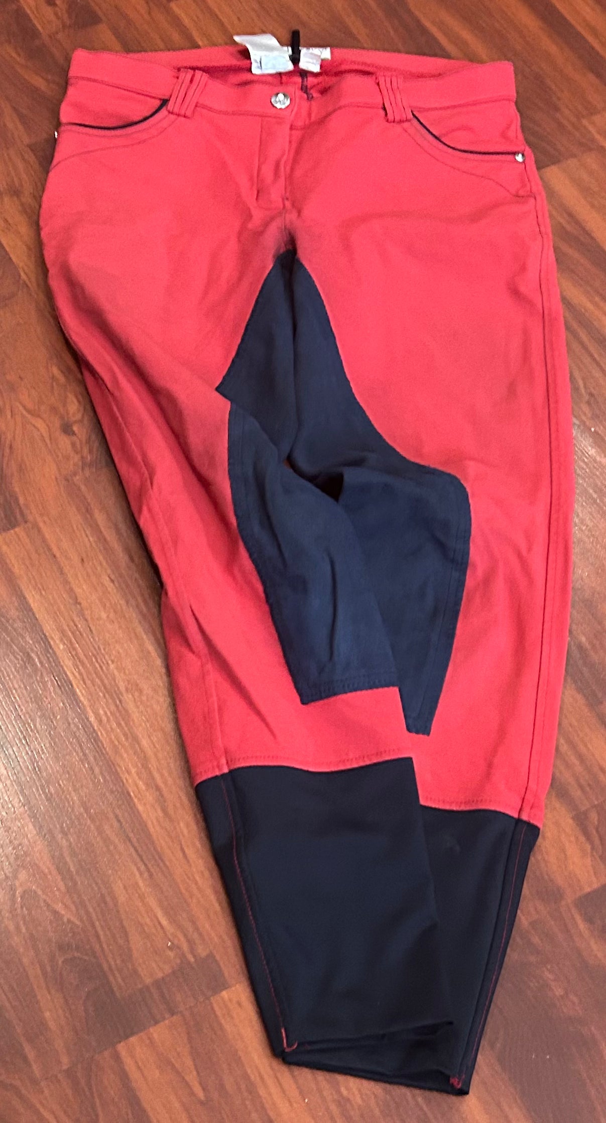Kentucky size 28 red /navy full seat breeches