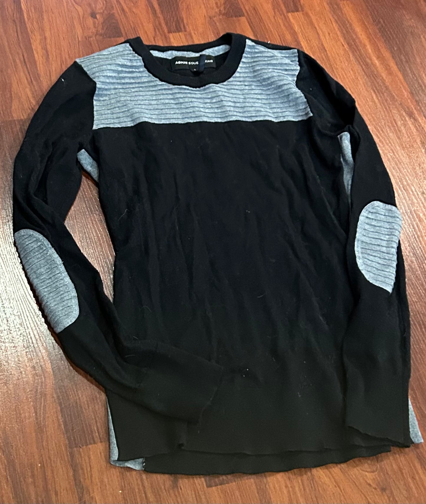 Asmar small black and grey light sweater