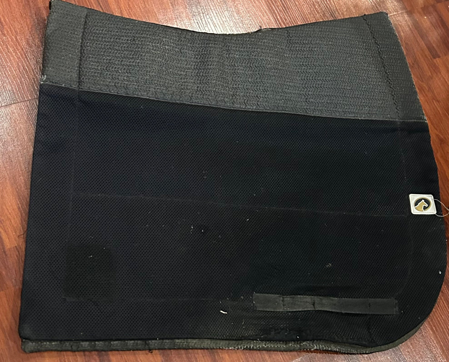 Eco Gold black dressage pad. Very dirty and damage to lining