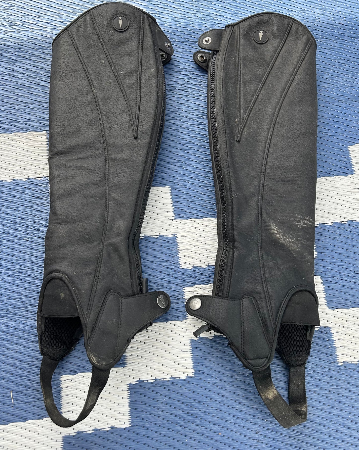 Kerrits half chaps small regular 15” tall 13” calf