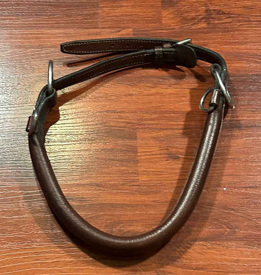 Leather bitless jumping hackamore