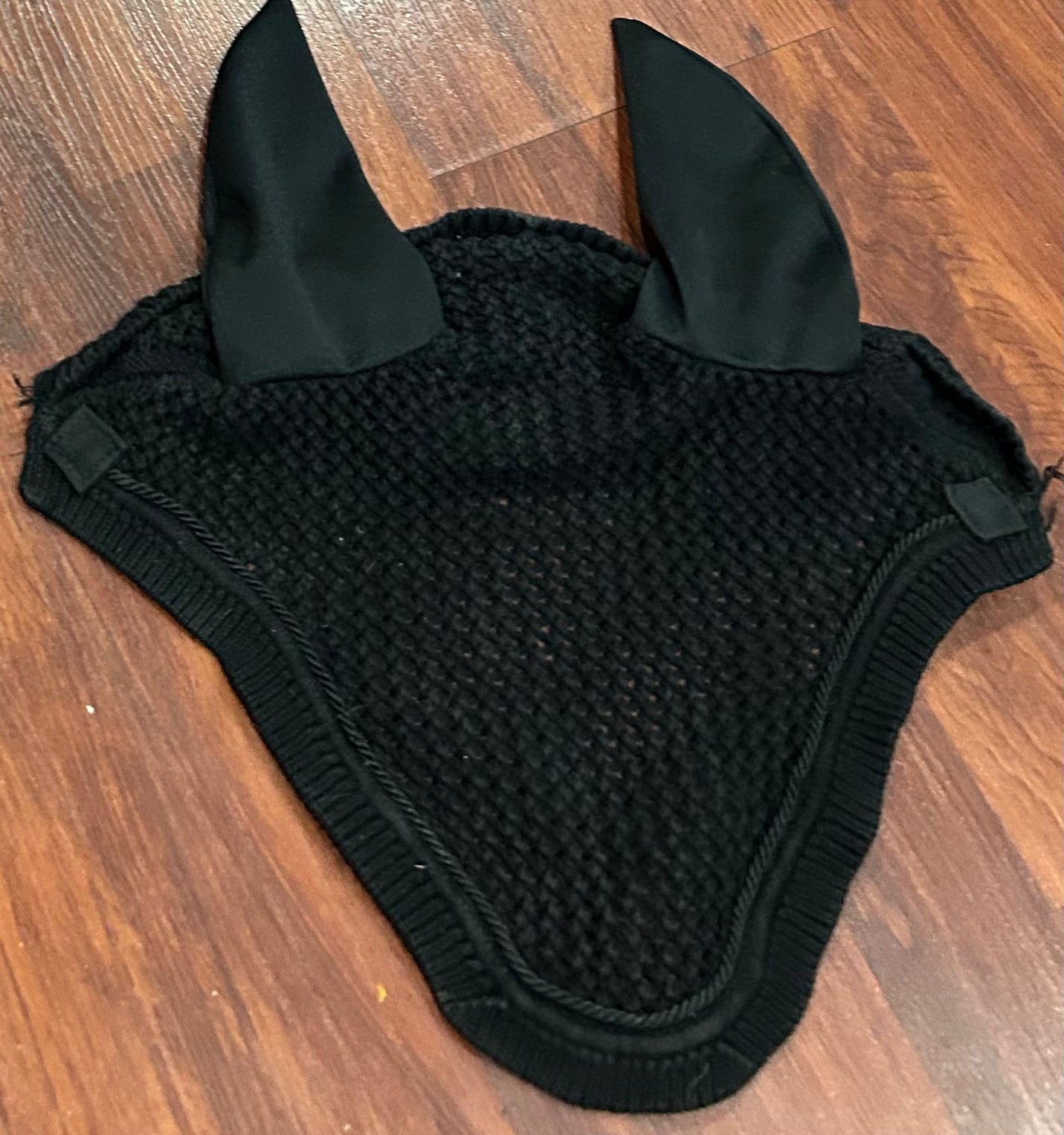 Shedrow Black fly bonnet