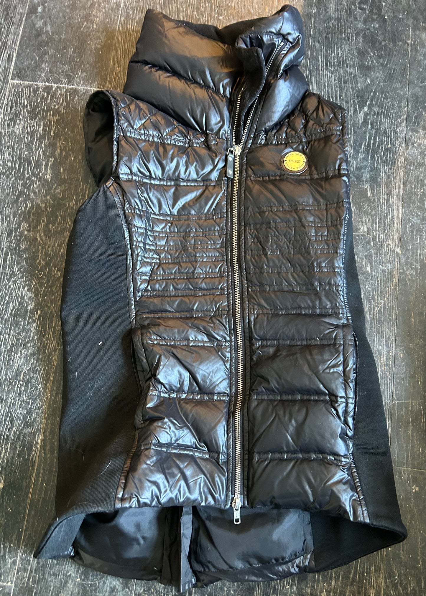 Asmar XS quilted vest black