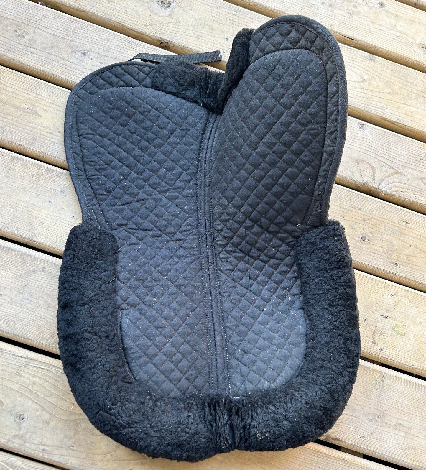 Black, large thinline trifecta marino wool half pad