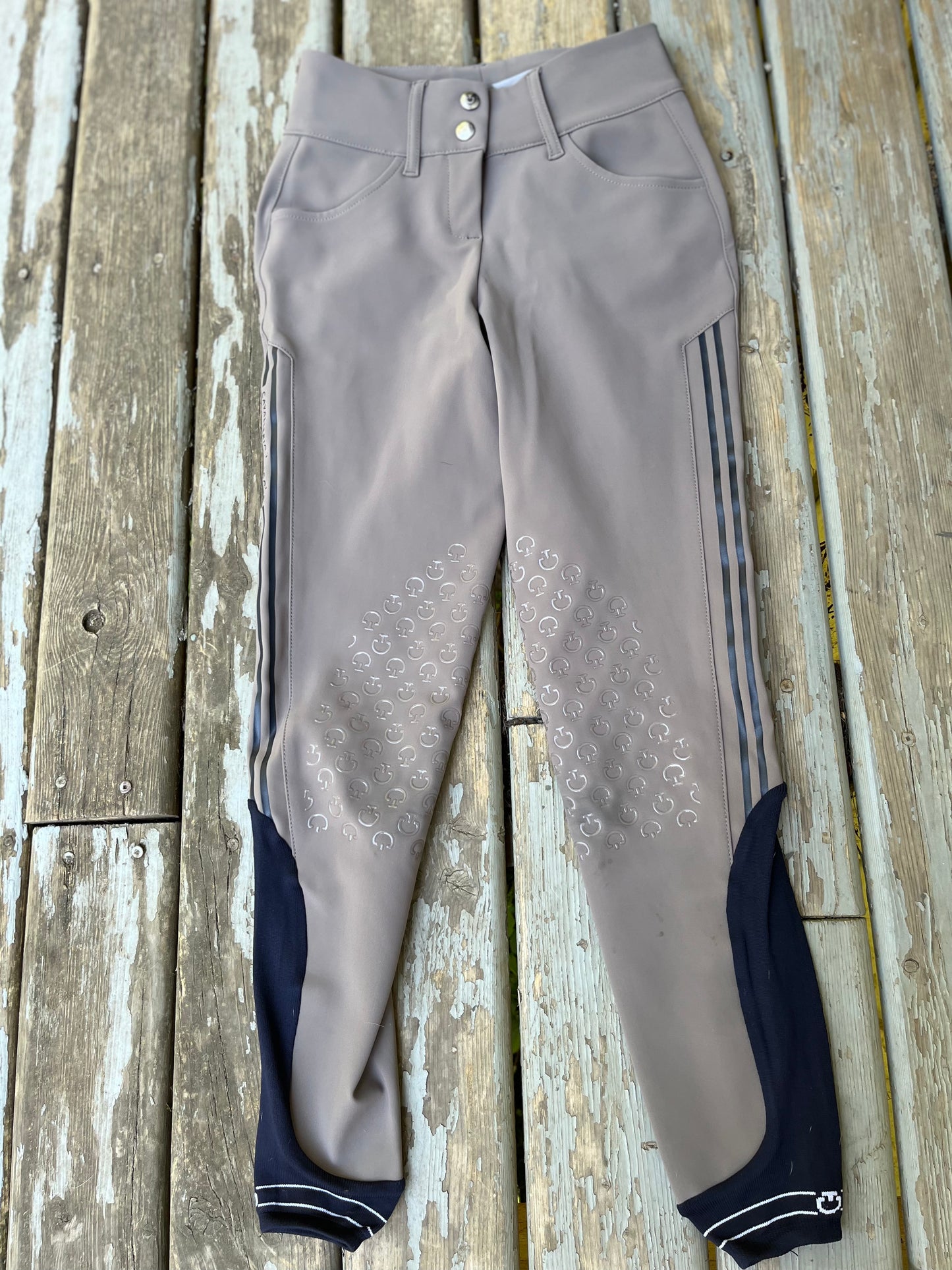 Size 22 Cavalleria Toscana knee patch breeches