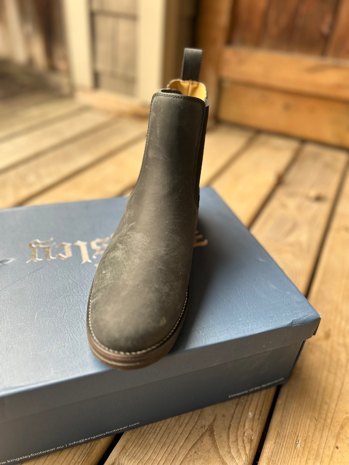 Size 43 Kingsley Amsterdam black. New