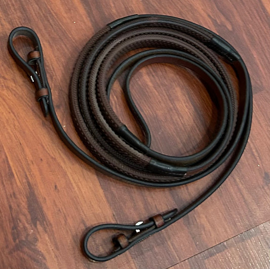 Ovation brown rubber reins