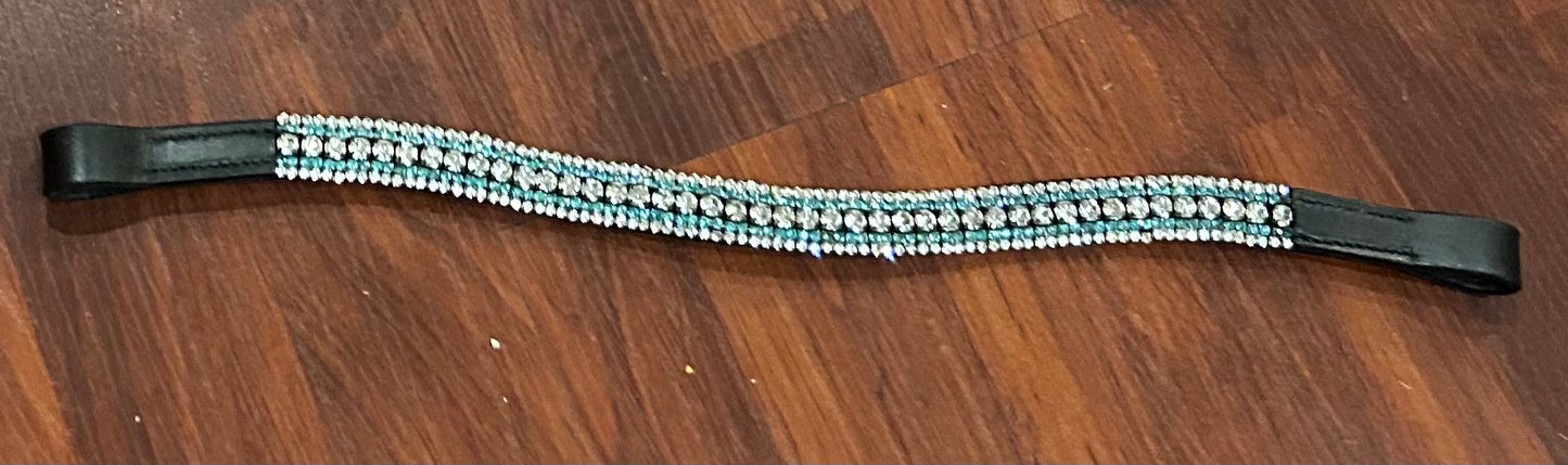 Teal/clear 16” bling browband on black. Stunning!