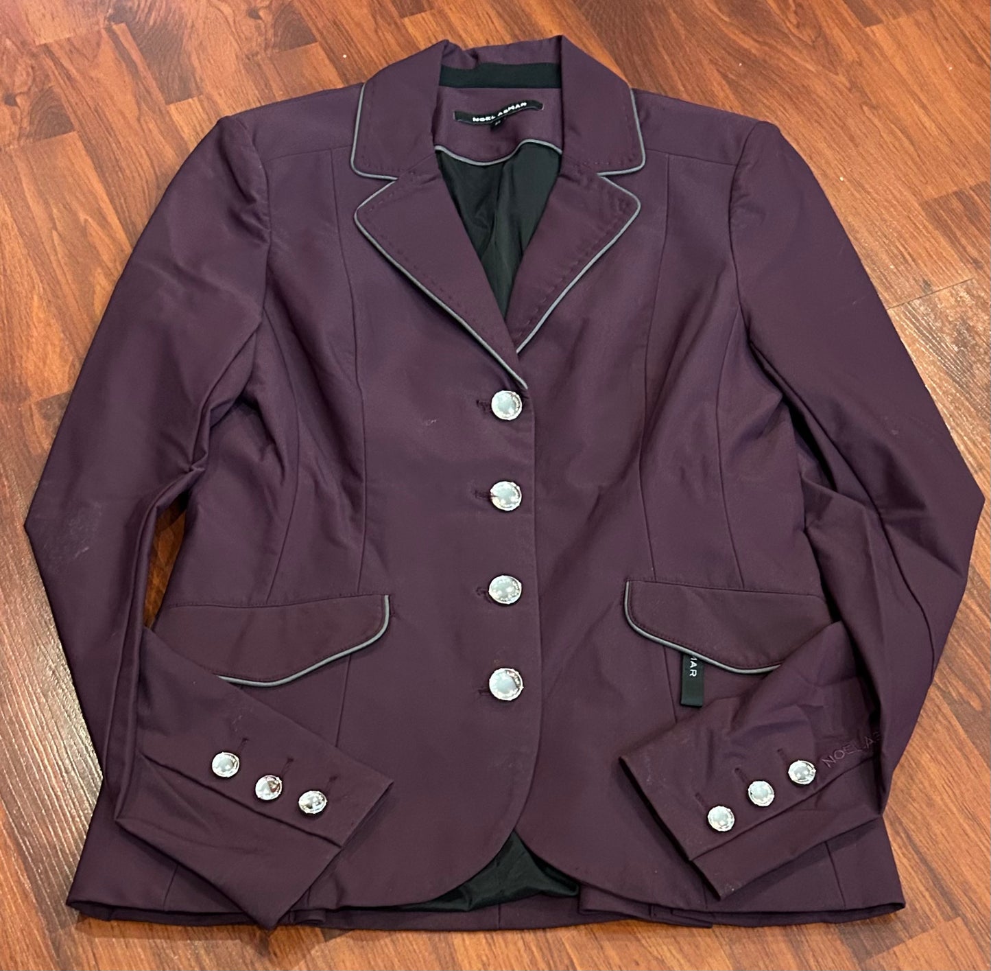 Asmar XS purple show jacket. Needs cleaned.