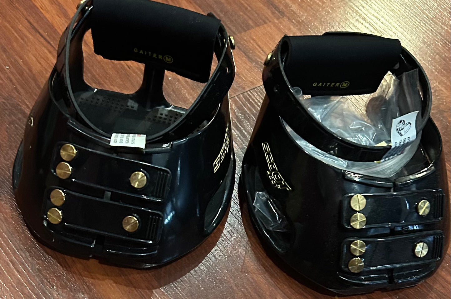 Size 5 brand new Scoot Boots