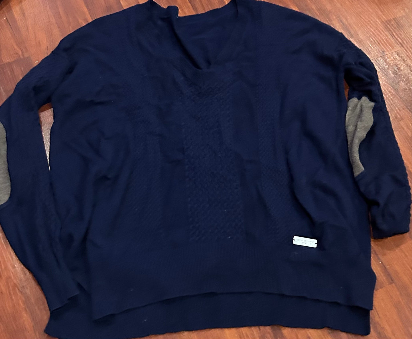 Asmar navy medium v neck sweater