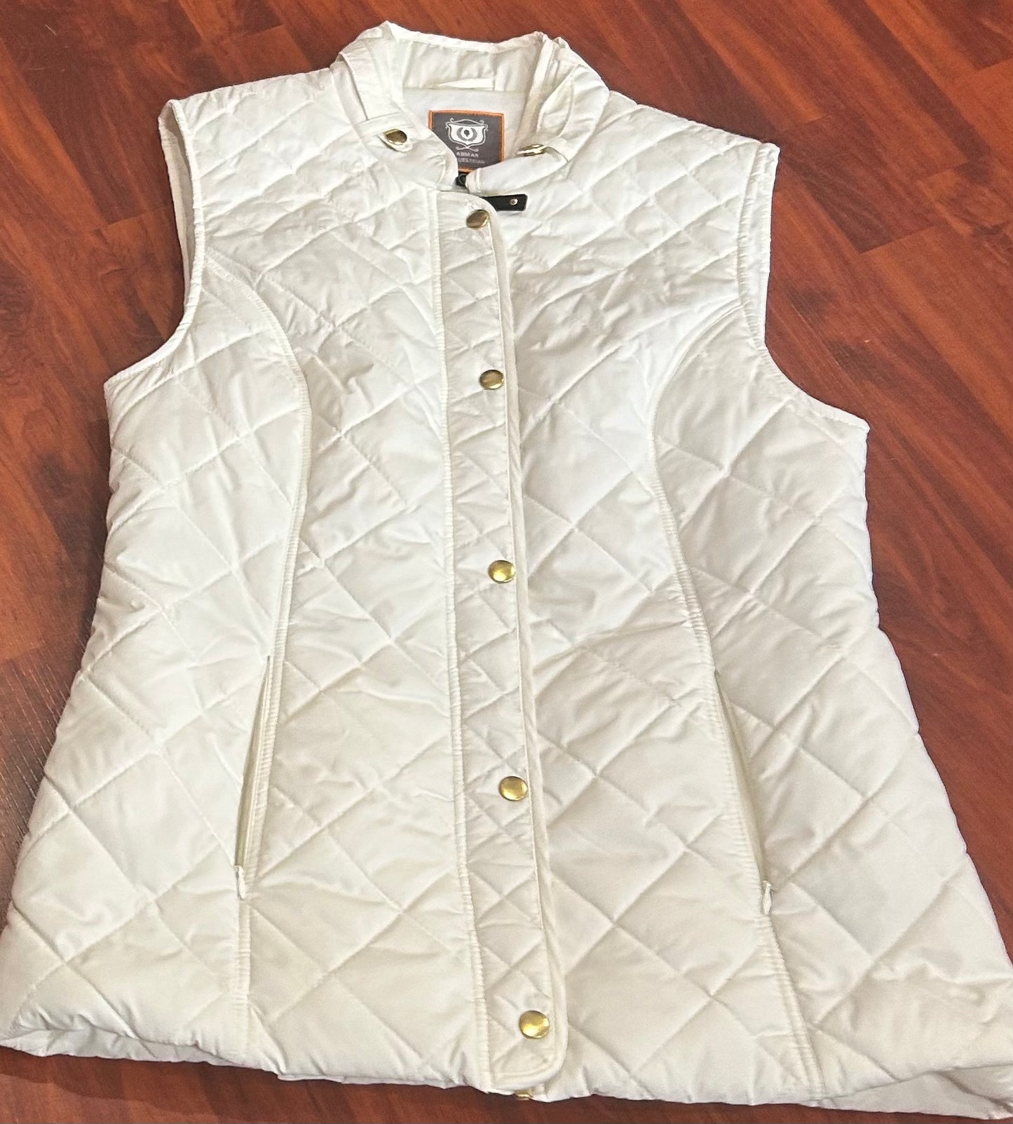 Asmar medium white puffy vest. Hidden zipper