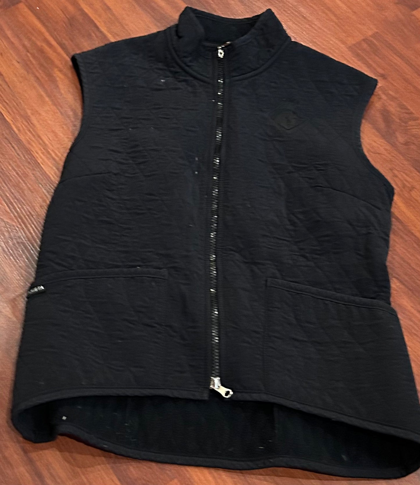 Arista small black vest