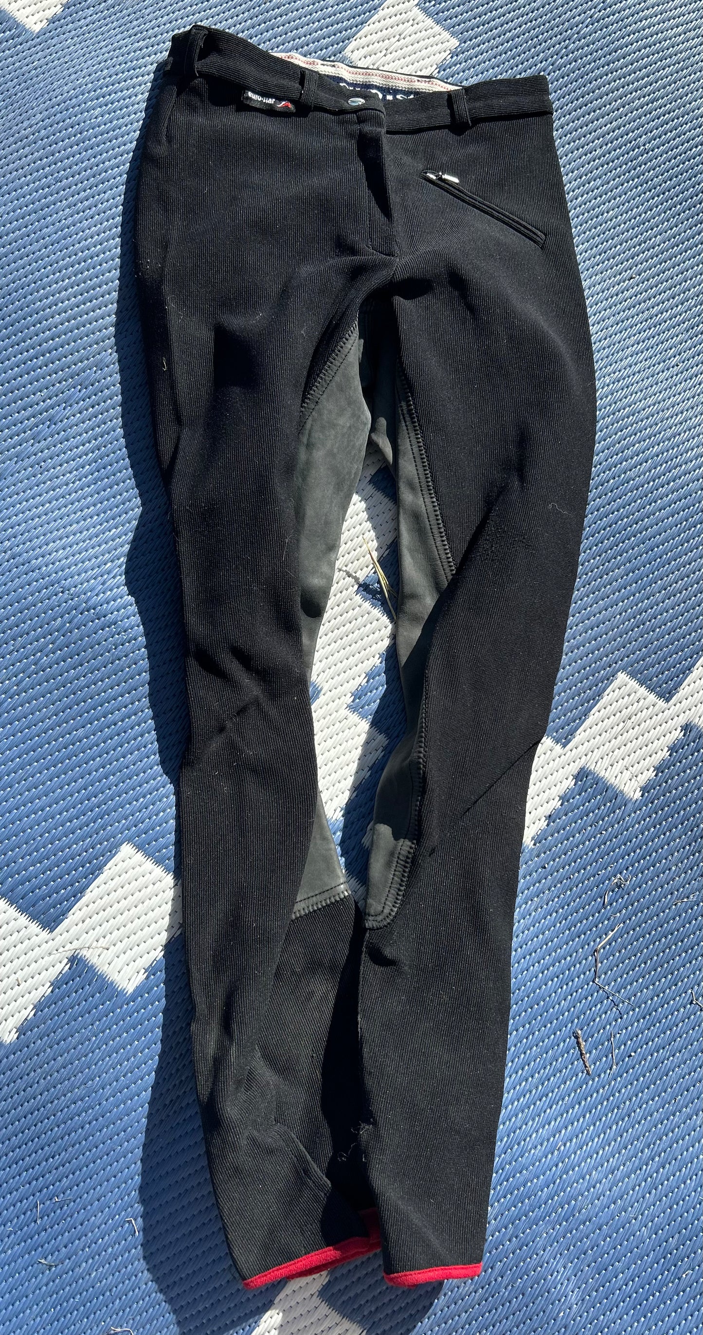 Euro Star size 28L ribbed black full seat breeches