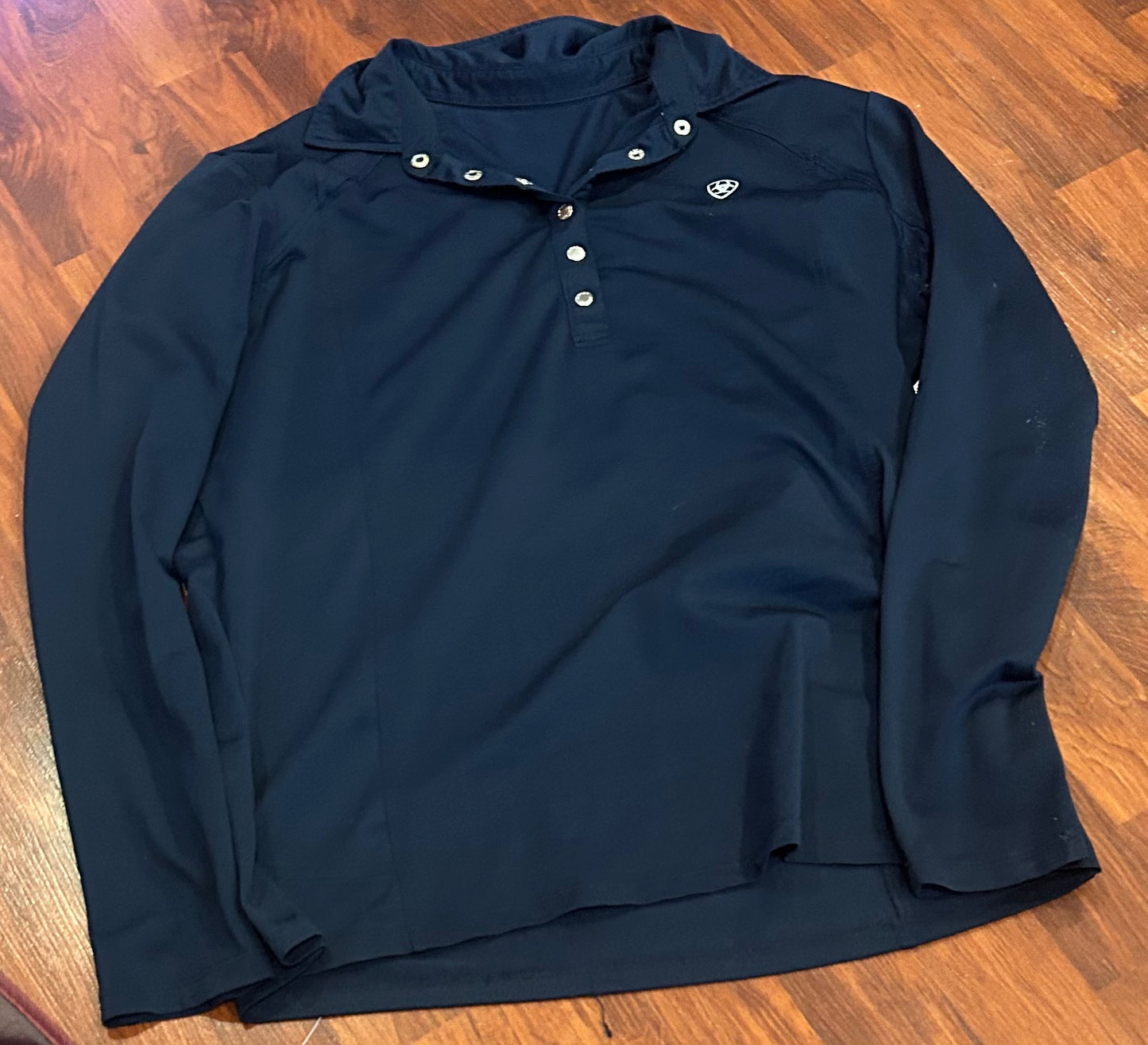 Ariat XL navy sun shirt
