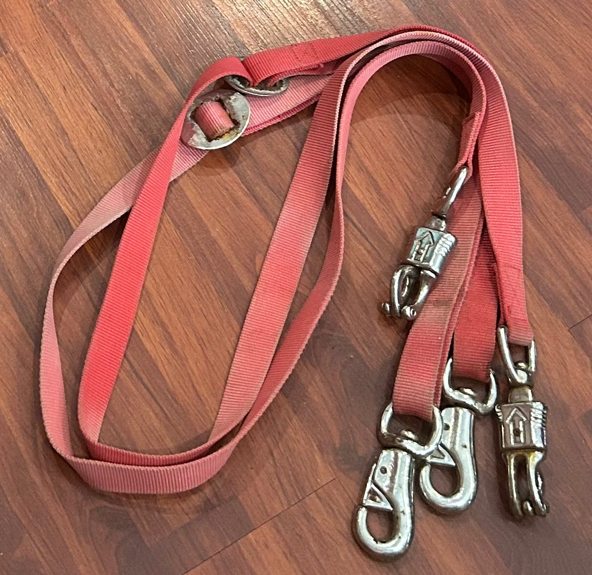 Faded red x-ties set of 2