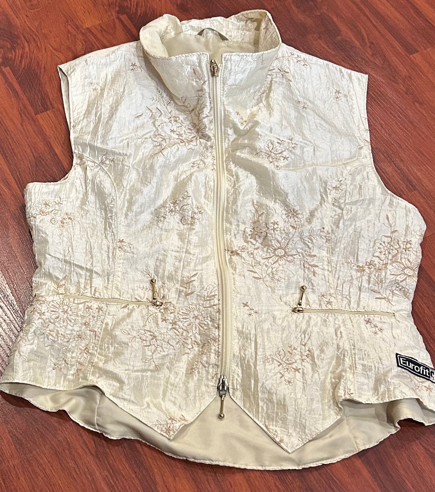 Eurofit medium cream vest