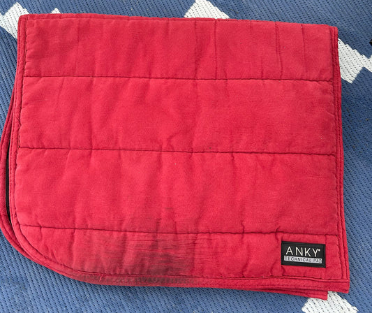 Anky red dressage pad