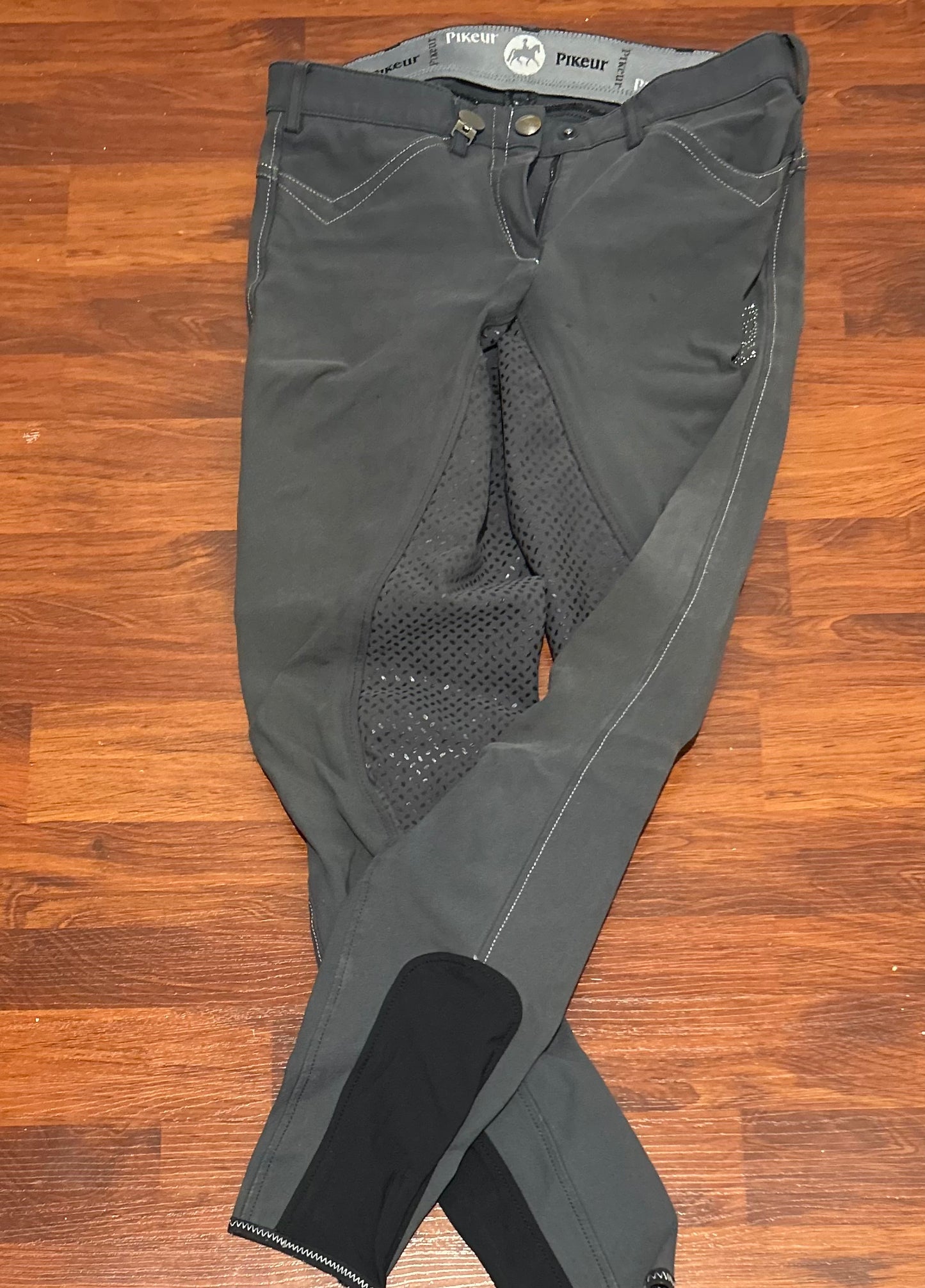 22/36 Pikeur full seat grey breeches