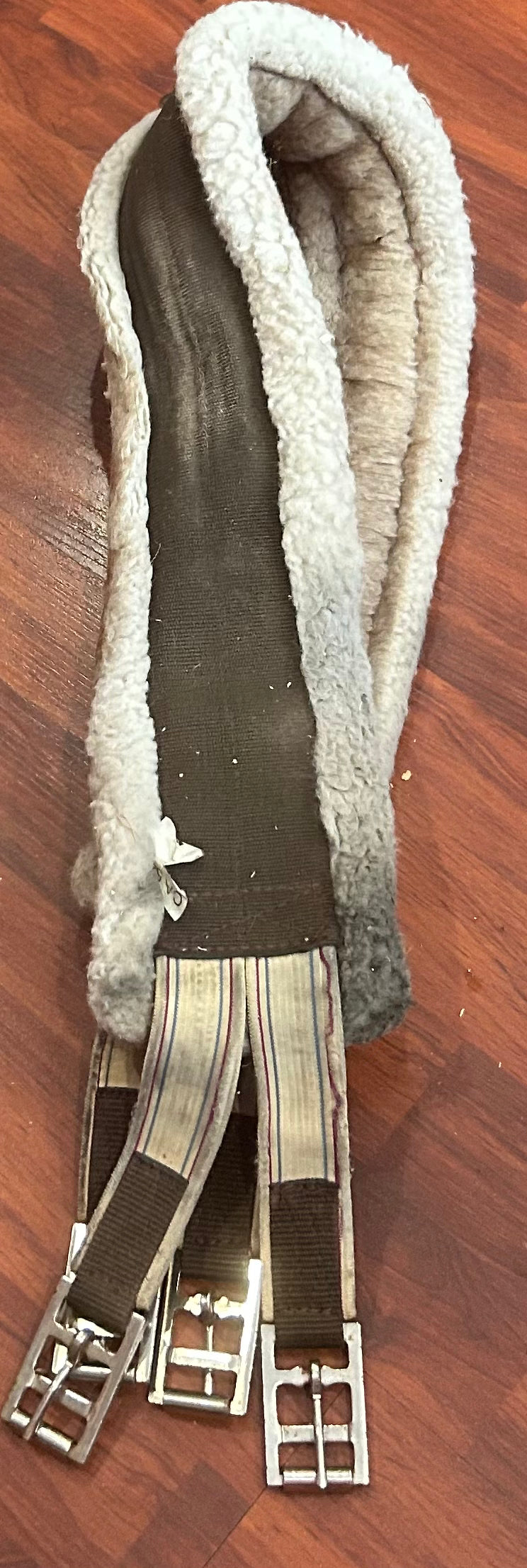 52” nylon fleece girth. Dirty