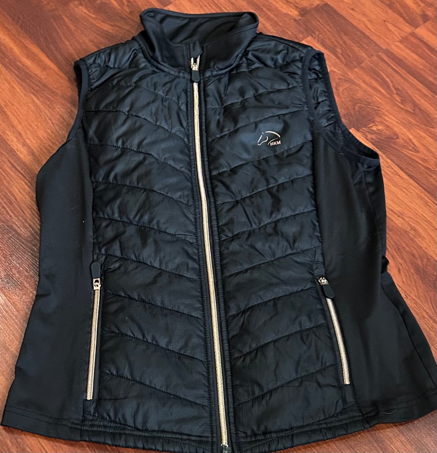HKM medium black lightweight vest with rose gold accents