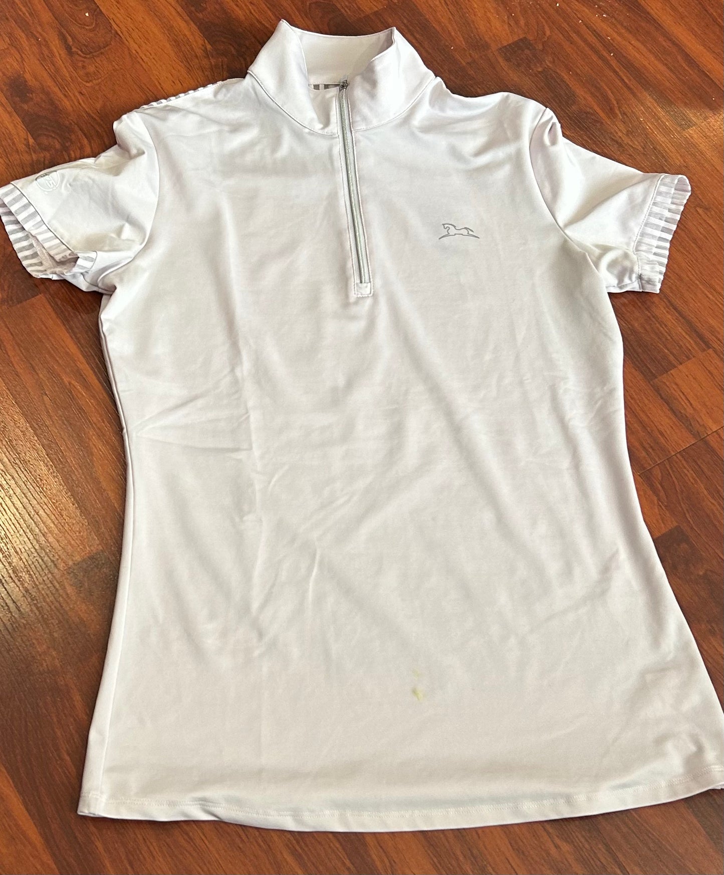 RJ Classics small light pink 1/4 zip short sleeve shirt