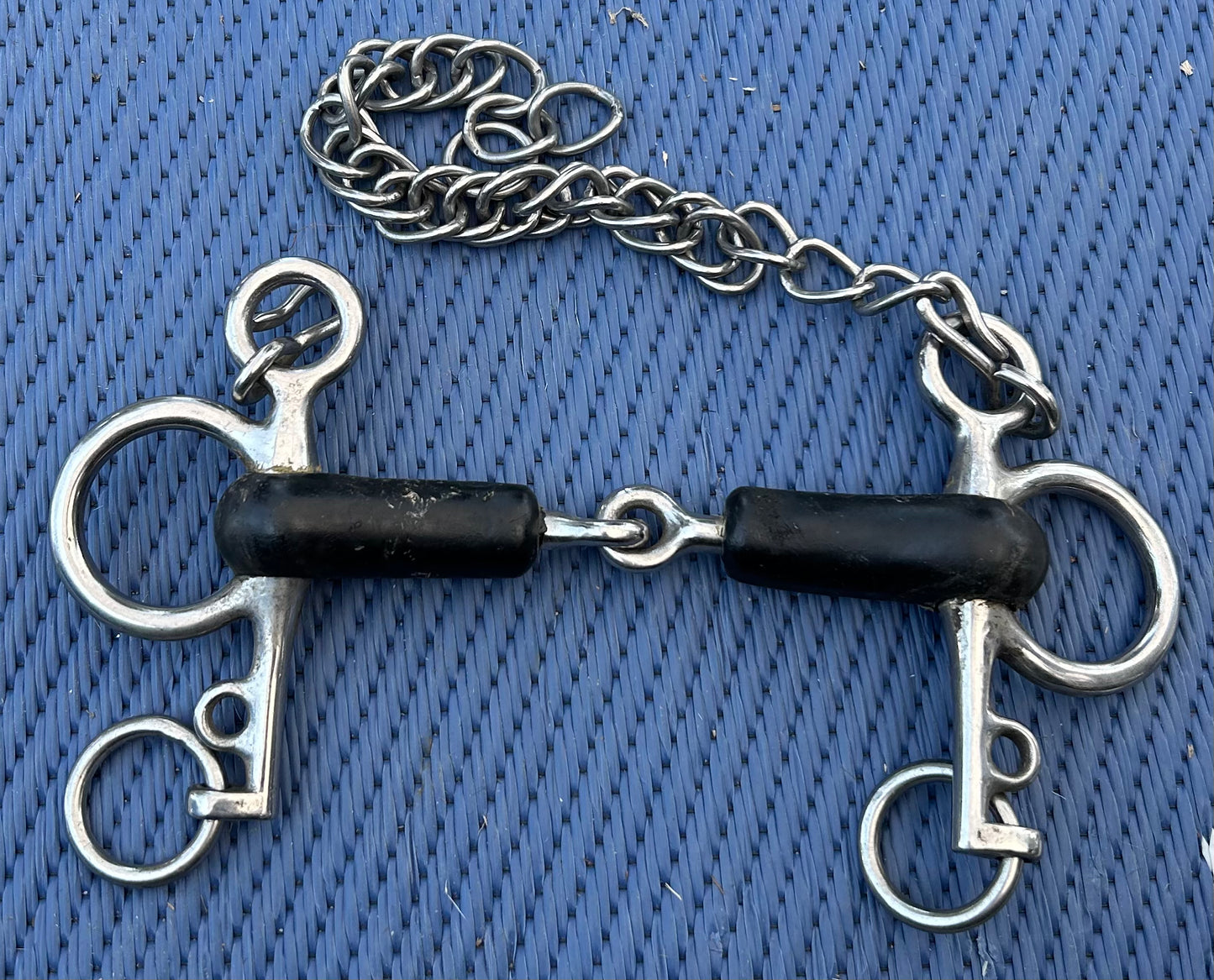5” Rubber Pelham with chain