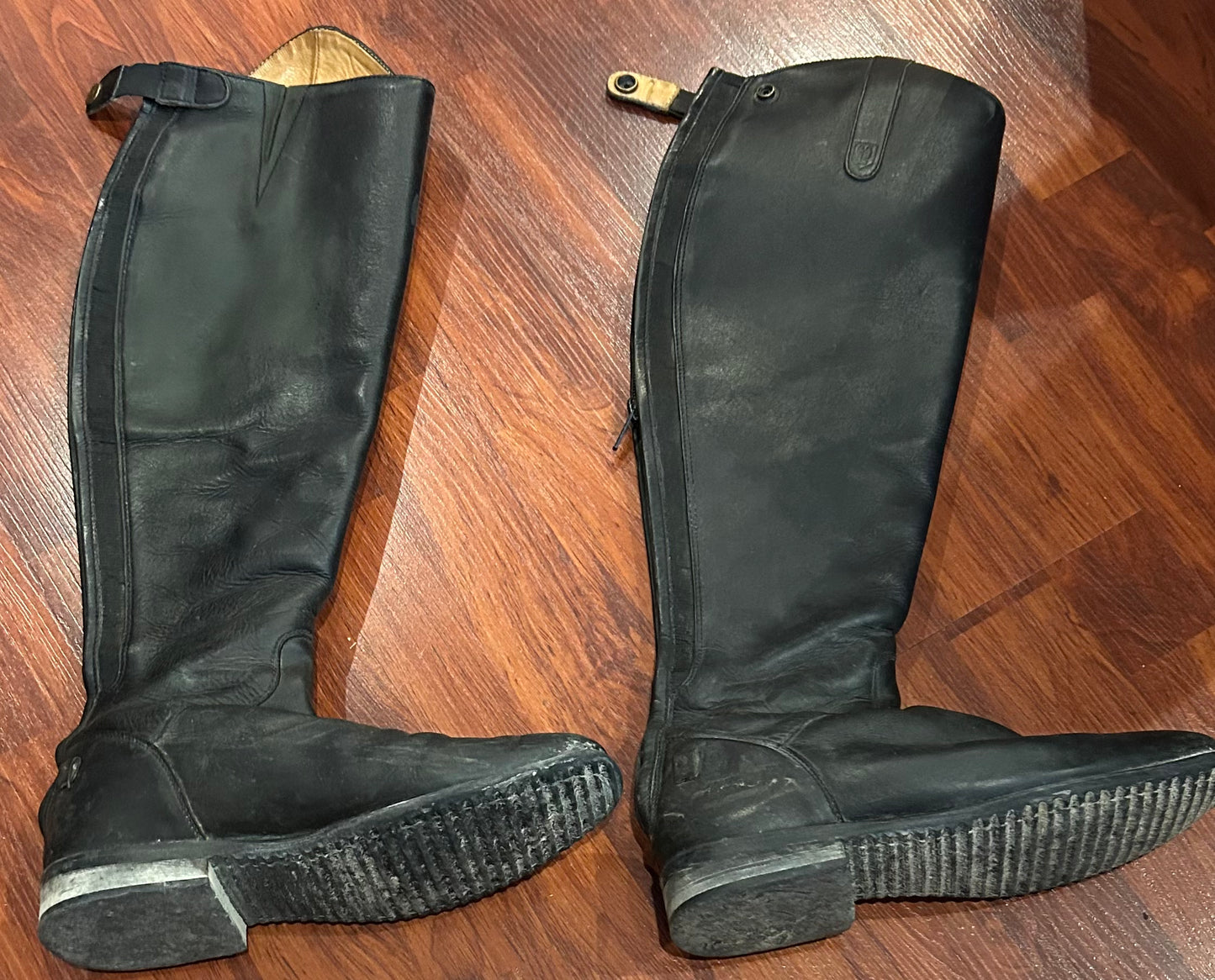 Treadstep 8.5 tall boots 16” calf 20.5” tall
