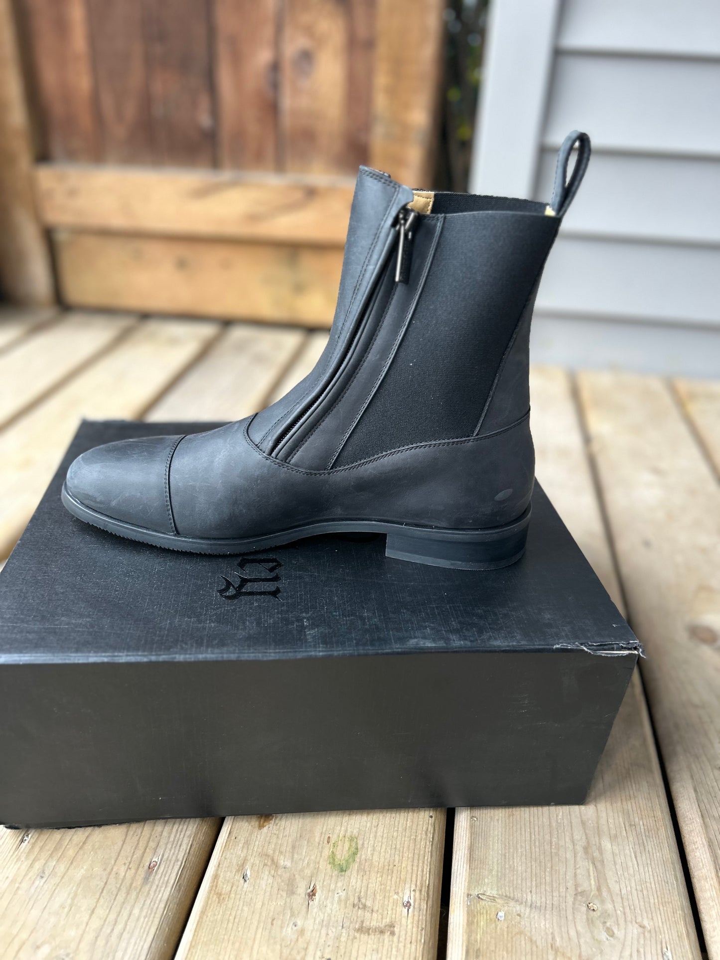 Size 44 Kingsley Zambia black paddock boots