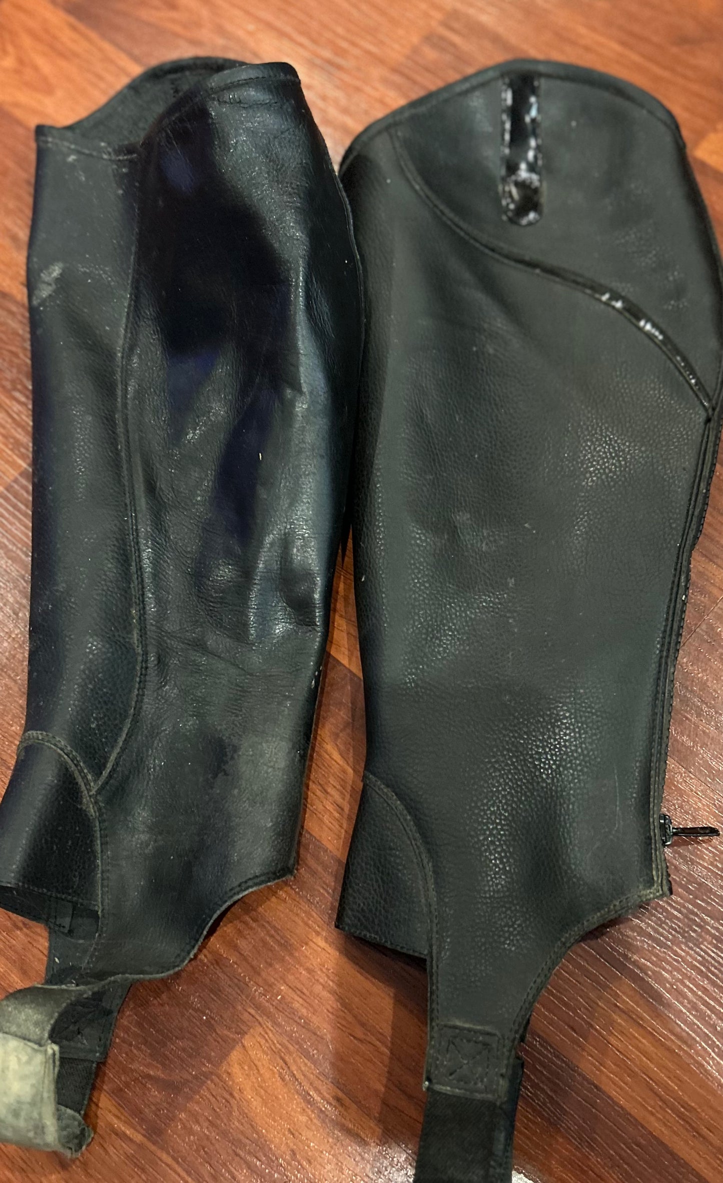 Half chaps marked large. 15” calf
