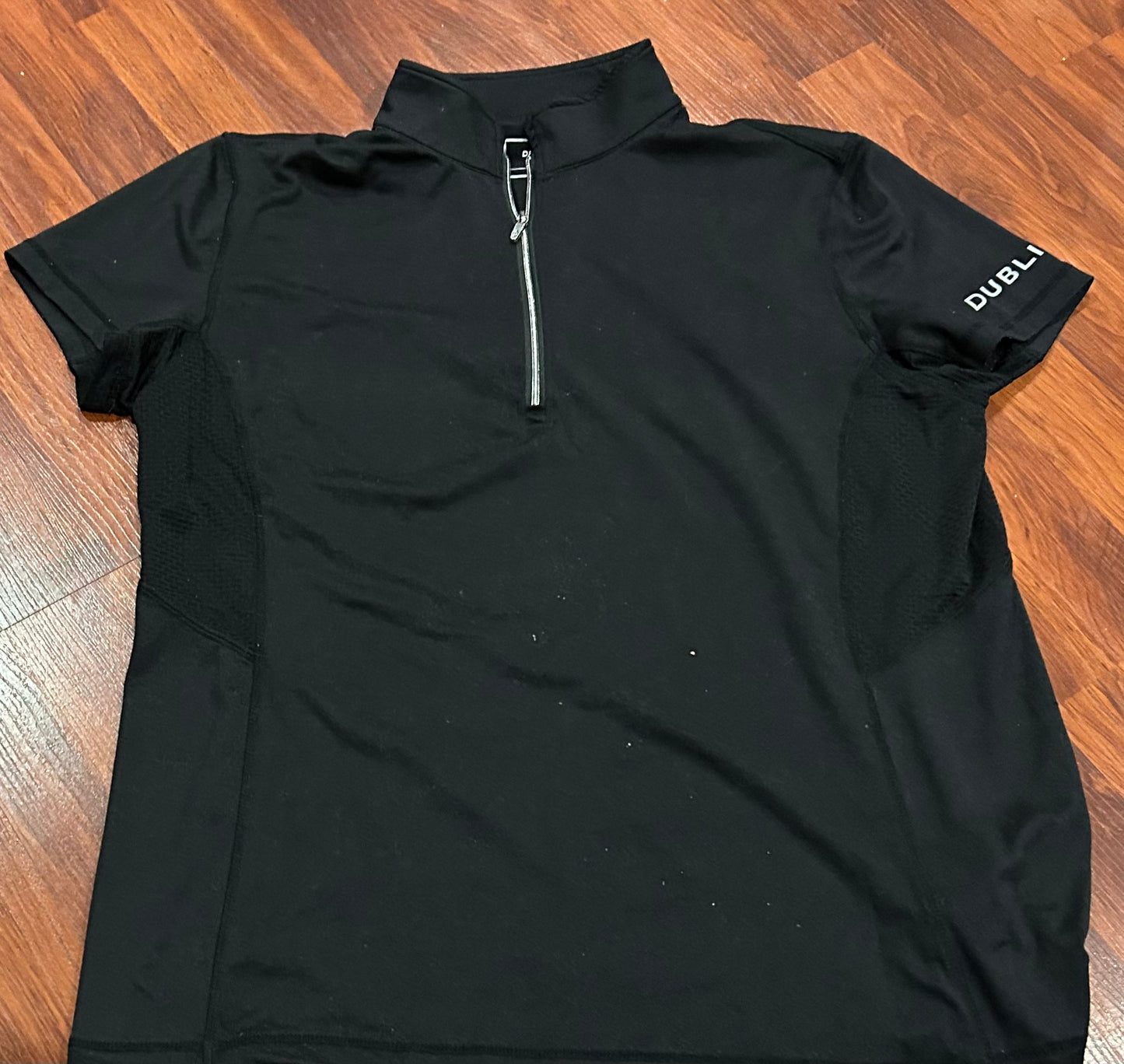 Dublin XL black 1/4 zip short sleeve. Mesh on sides.
