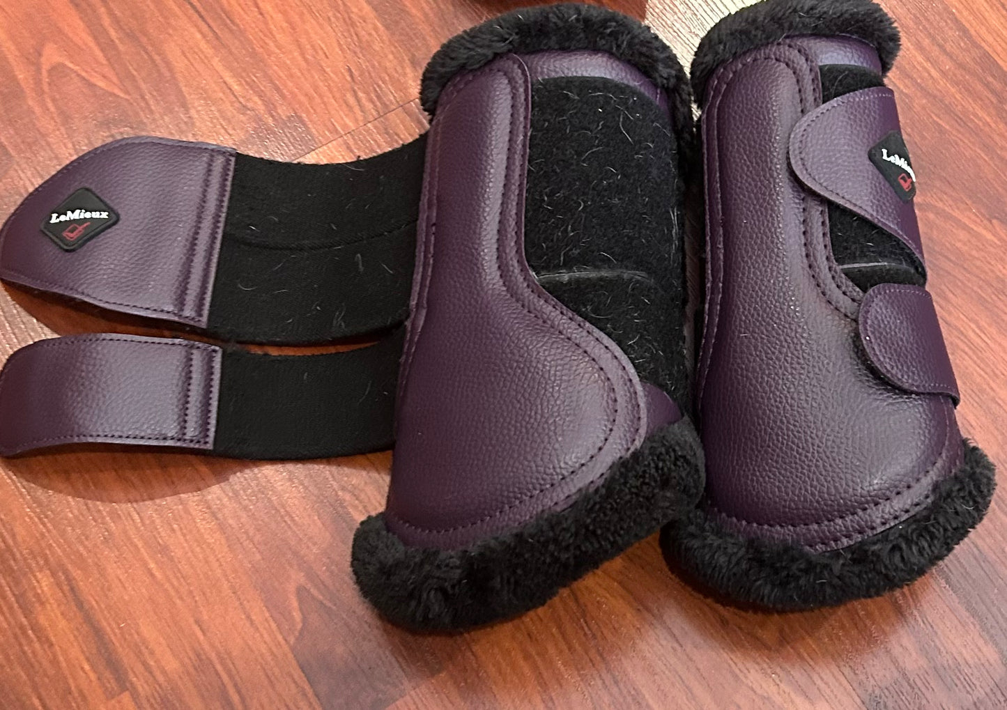 LeMieux purple medium fleece boots (2)
