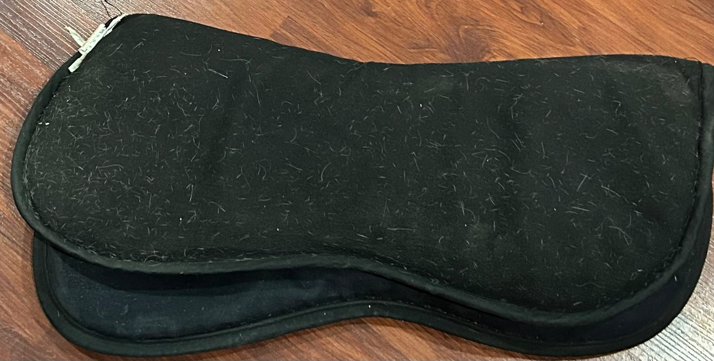Shedrow memory foam half pad