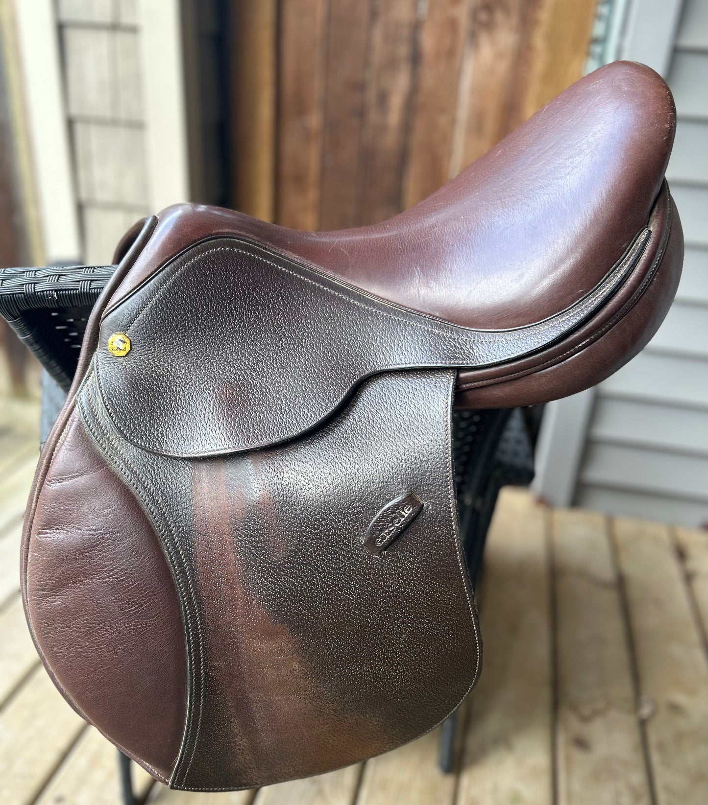 17.5” Exselle close contact saddle Med tree