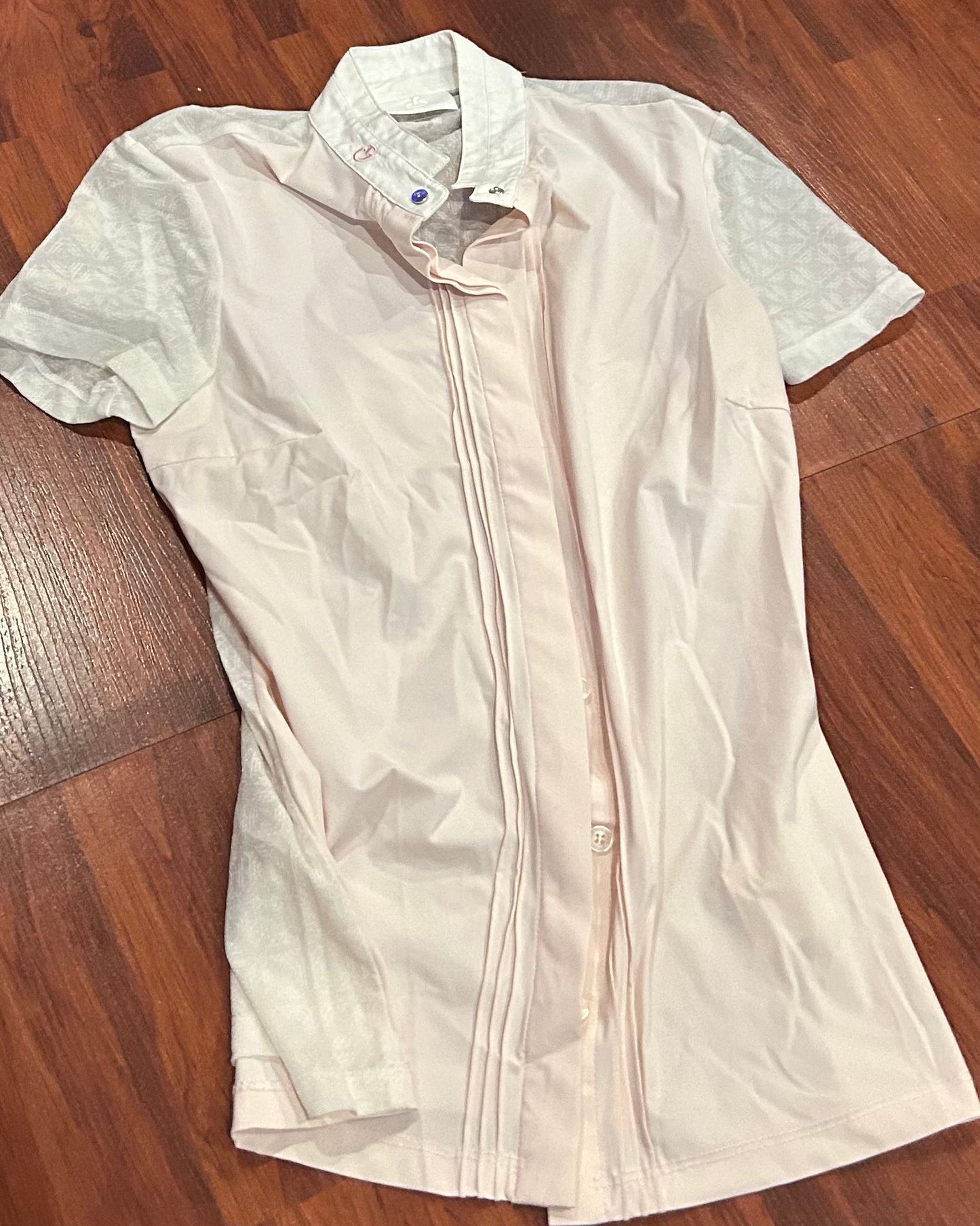 Cavalleria Toscana small light pink short sleeve show shirt. Mesh back.