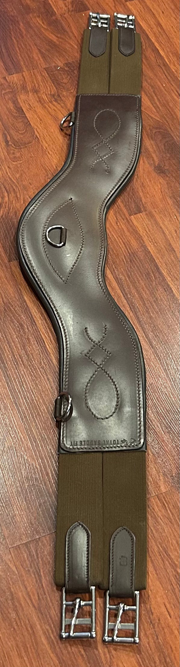 Total saddle fit 40” anatomical girth. As new condition